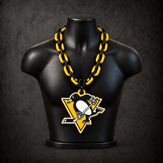 Pittsburgh Penguins Classic Hype Chain with alternating black / gold links on a black display bust