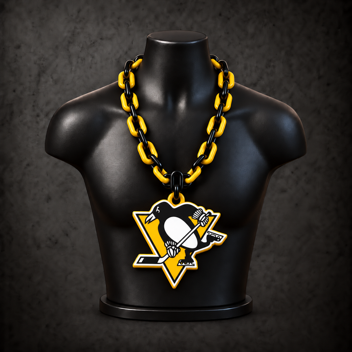 Pittsburgh Penguins Classic Hype Chain with alternating black / gold links on a black display bust