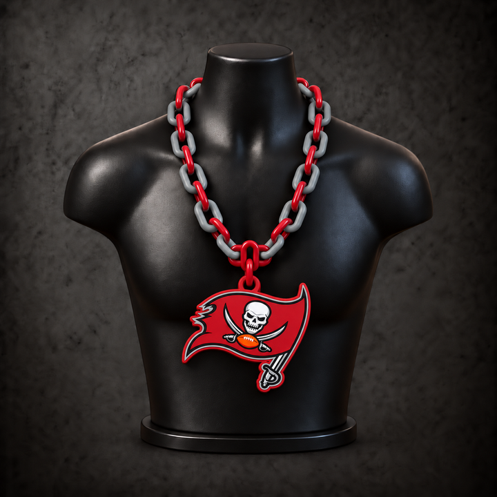 Tampa Bay Buccaneers Classic Hype Chain on black display bust - Sign Guy